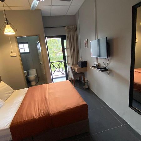 Albergue A3A Oastel Coliving Tanah Rata Exterior foto