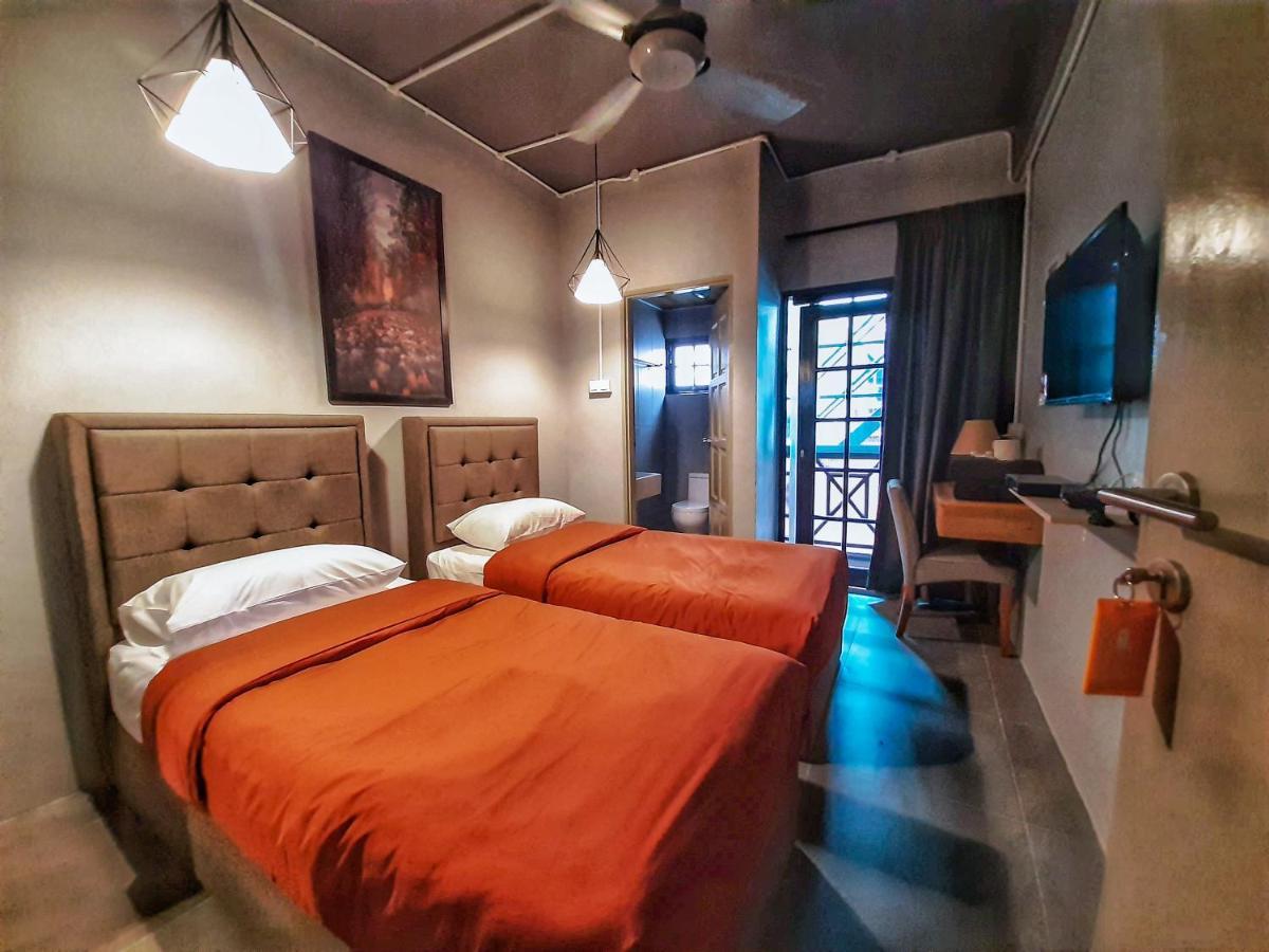 Albergue A3A Oastel Coliving Tanah Rata Exterior foto