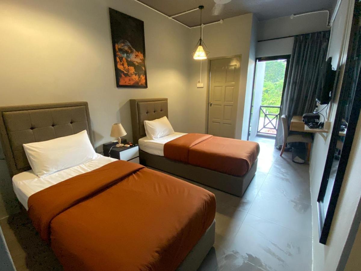 Albergue A3A Oastel Coliving Tanah Rata Exterior foto